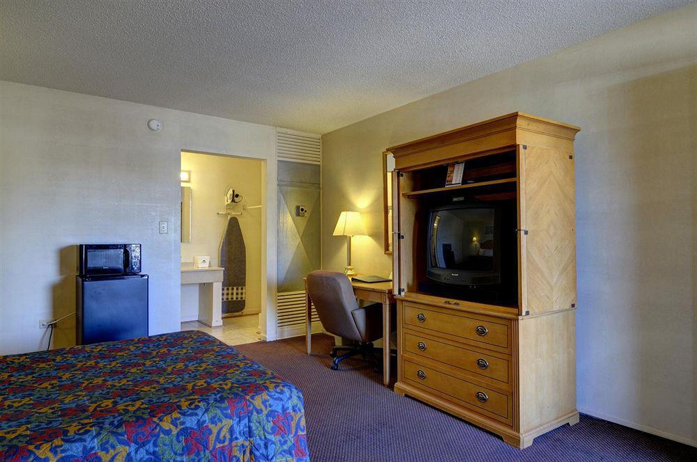 Fairbridge Inn Express - Barrington Quarto foto